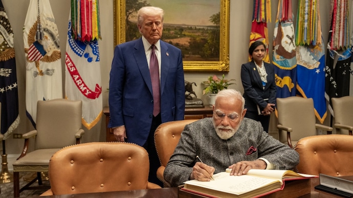 Weekly Magazine In India